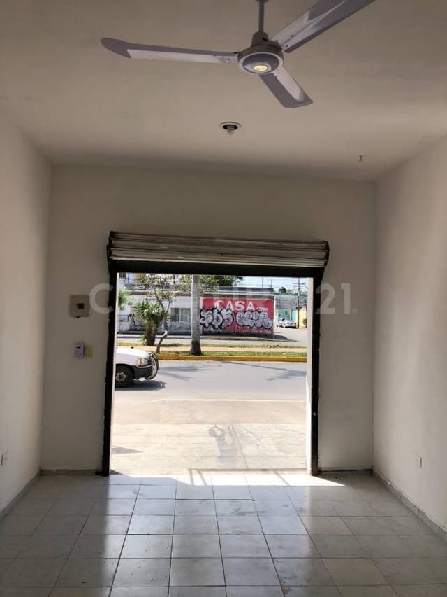Propiedad Comercial con 3 Locales y Uso Mixto