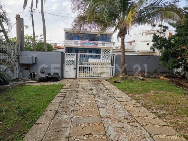 CASA EN VENTA, Col. Centro, Coatzacoalcos, Ver.