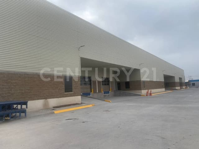 SE RENTA BODEGA 500 M2 EN RAMOS ARIZPE