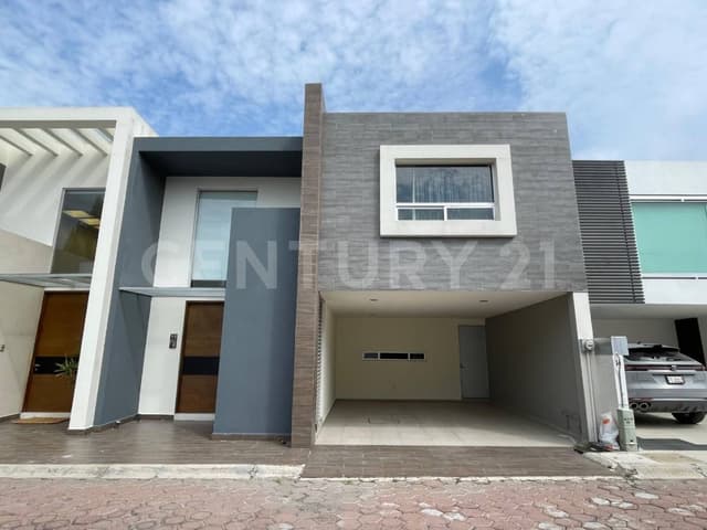 Casa en Venta - Paseos de San Fernando - Santiago Momoxpan- Zona Explanada