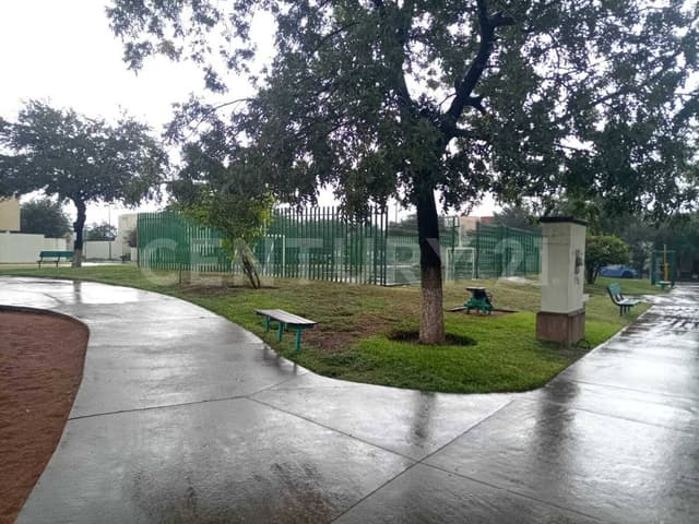 CASA EN VENTA EN MITRAS BICENTENARIO