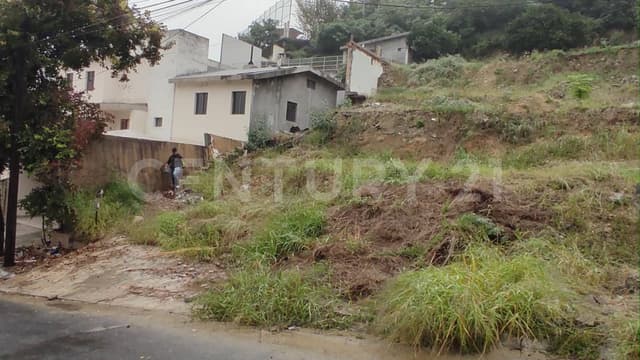 TERRENO EN VENTA EN COL. CUMBRES 2 SECTOR EN MONTERREY