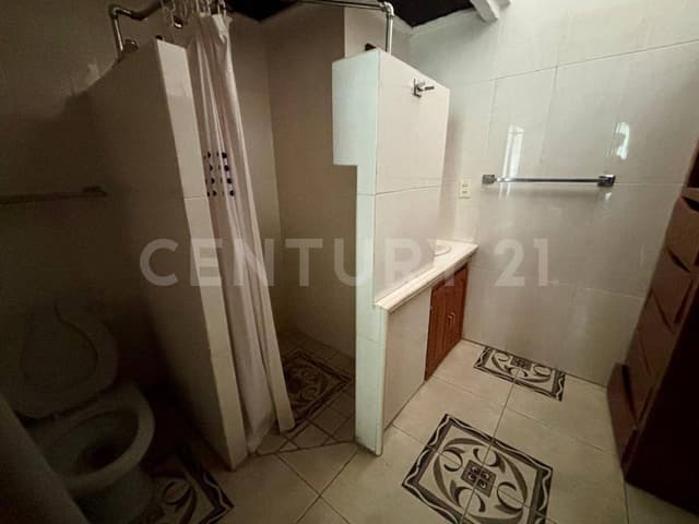 Casa En Renta Jardines Vallarta, Zapopan.