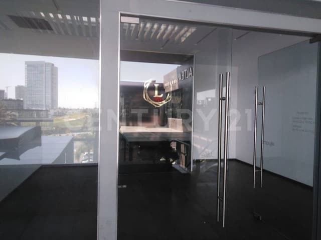 RENTA LOCAL PLAZA MARSALA ZONA ATLIXCAYOTL!!