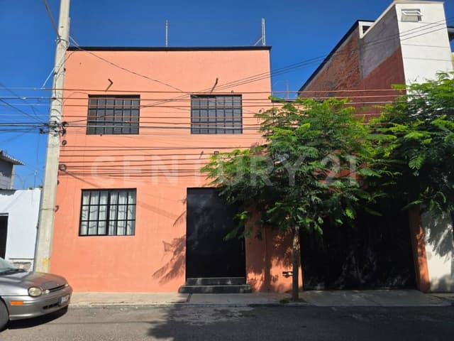 Casa de 4 recamaras en venta en San Cayetano, SJR, Queretaro.