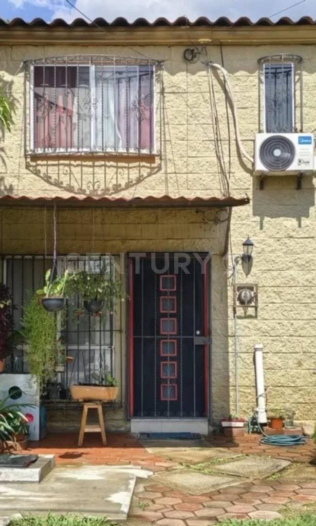 SE VENDE CASA EN ARBOLEDAS, XOXOCOTLÁN
