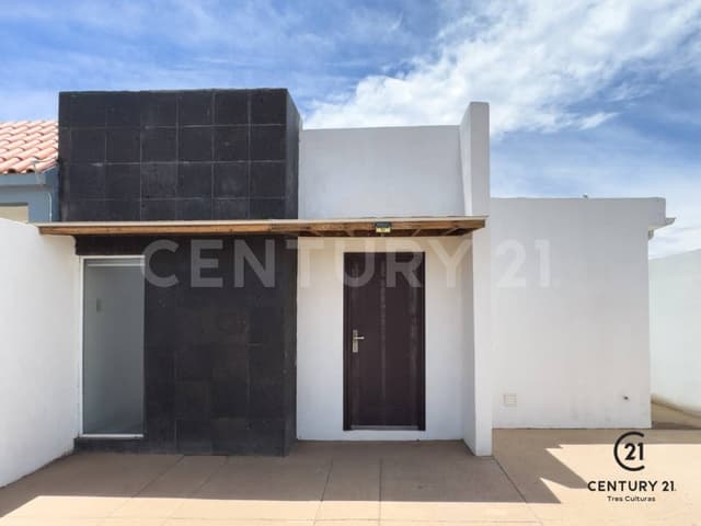 - SE VENDE CASA EN FRACC. CAMPO REAL CD. CUAUHTEMOC, CHIH
