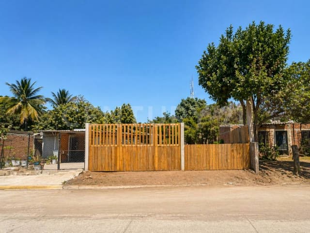 TERRENO EN VENTA EN AMPL. FLORES MAGÓN, MAZATLÁN, SINALOA.