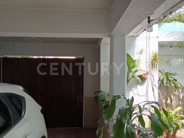 Venta de casa en la colonia Virgencitas, Nezahualcóyotl, Edo.Mex