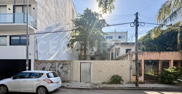 Terreno en venta entre 5ta y 10 ave a unos pasos de la Playa