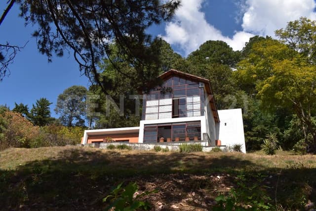 Casa de descanso a 5 minutos de Valle de Bravo.