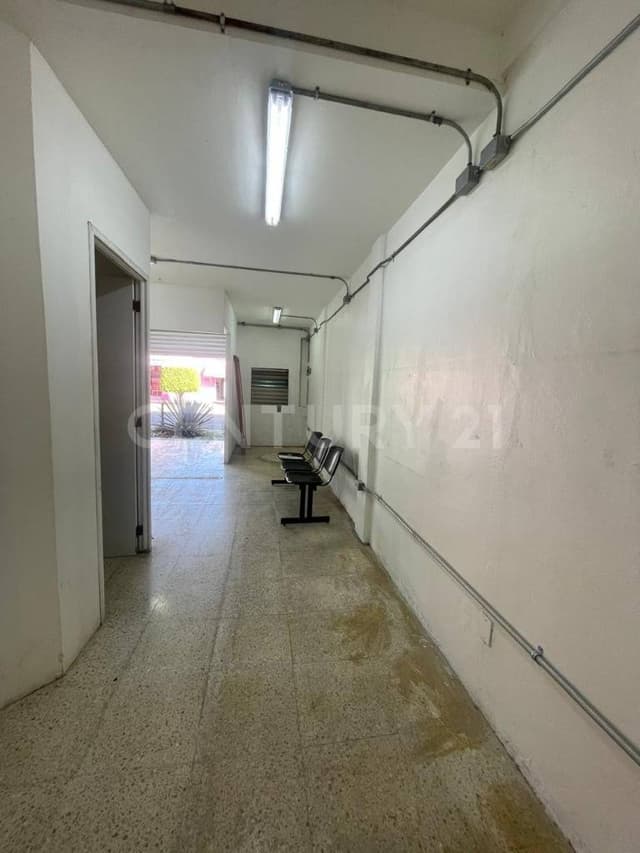 SE RENTA LOCAL EN LA COLONIA REFORMA IDEAL PARA OFICINAS, DESPACHO, LABORATORIOS
