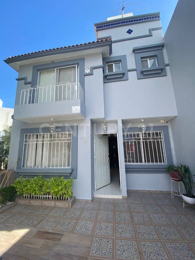 Casa en Venta en Fraccionamiento Real de Haciendas, Aguascalientes