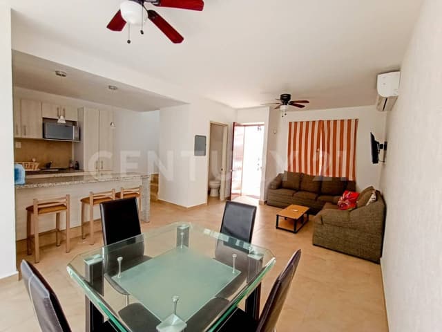 Venta Casa 3 niveles Residencial Bali Playa Del Carmen P4215