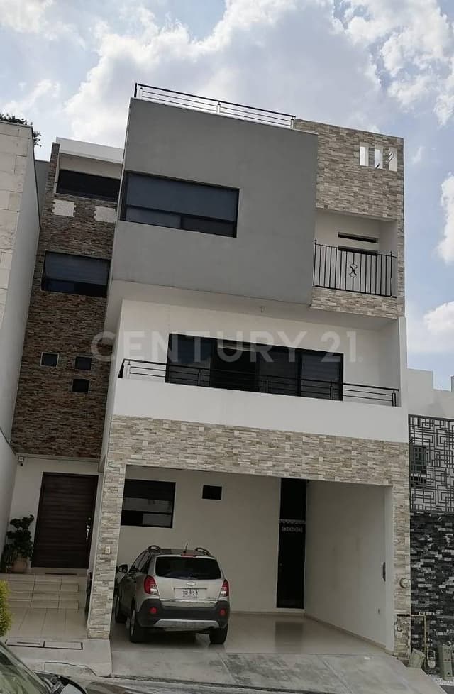 CASA EN VENTA EN COL. CUMBRES ELITE 8 SECTOR EN MONTERREY