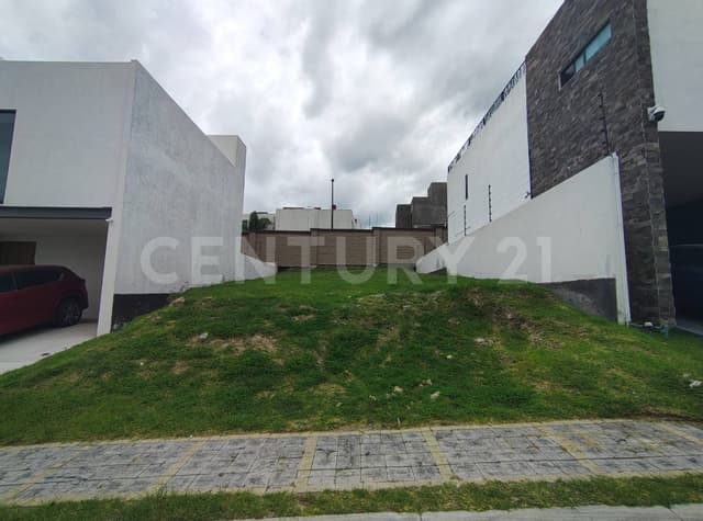 Lote en venta Isla Blanca, Lomas de Angelopolis, Zona Azul, Cascatta, Puebla.