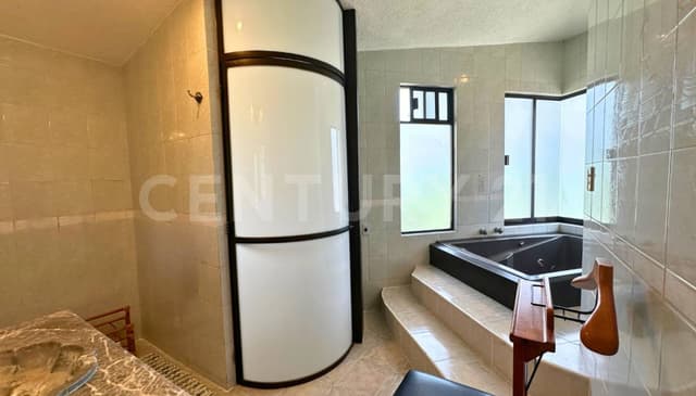 Casa en Venta en Club de Golf Pachuca con 4 Recámaras