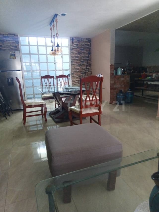 CASA EN VENTA EN FRACCIONAMIENTO SAN MIGUEL, MINERAL DE LA REFORMA