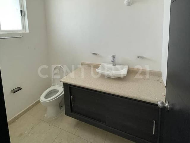Casa en venta en fraccionamiento en San Juan del Rio, Qro