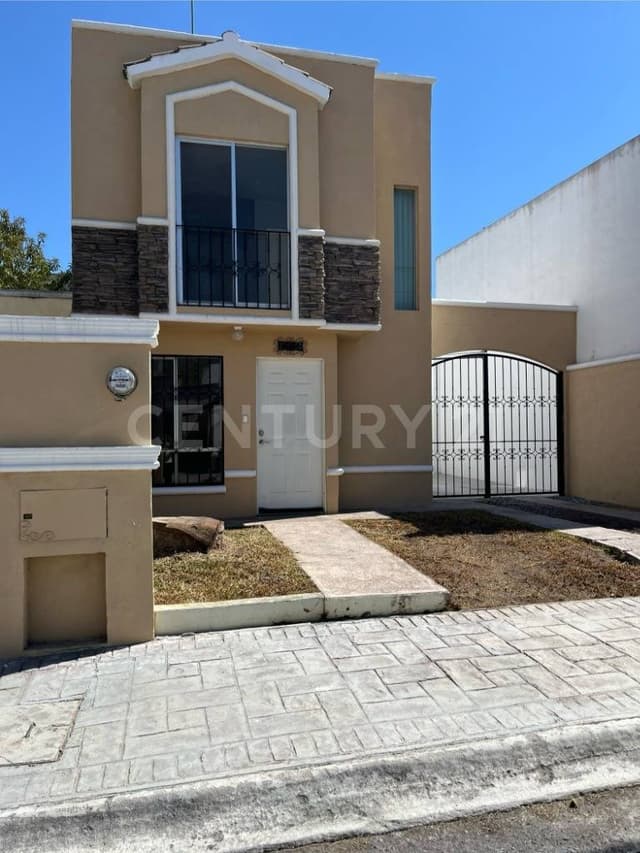 CASA EN RENTA EN QUINTA MANANTIALES EN RAMOS ARIZPE