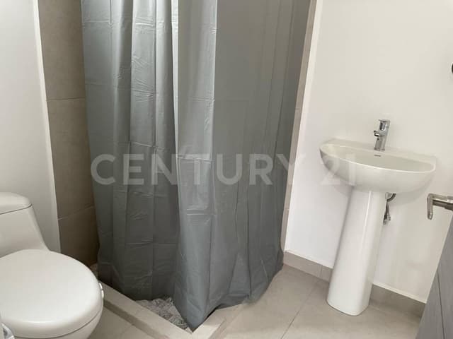 CASA EN RENTA EN PRIVADA GRAN VIA SECTOR CARRETERA A IMALA CULIACAN SINALOA