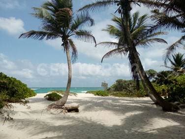 Lote residencial de 940 m² en Aldea Coral, Chemuyil – Riviera Maya