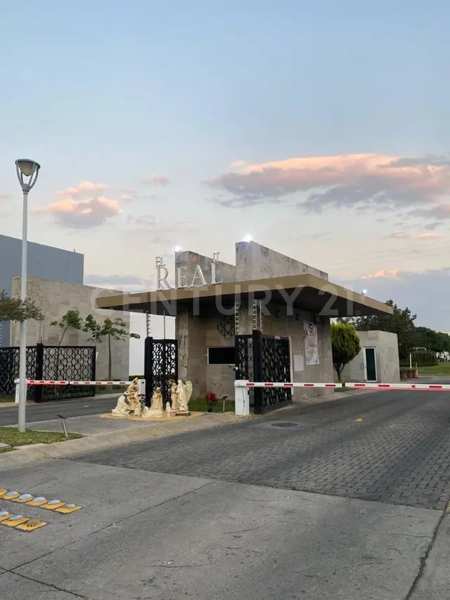 Local en Renta, Av. Aviación, Jardin Real. Zapopan
