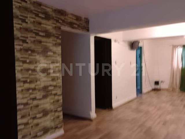 Casa en 2 niveles en Jardines de Santa Clara, Ecatepec