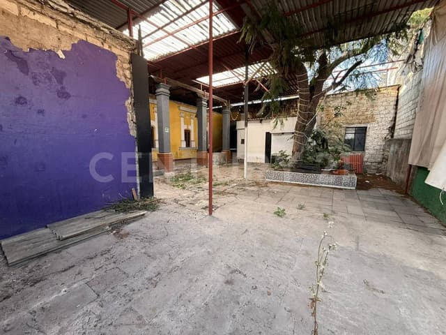 Terreno en Avenida Principal con Uso de Suelo Habitacional/Comercial 5 niveles