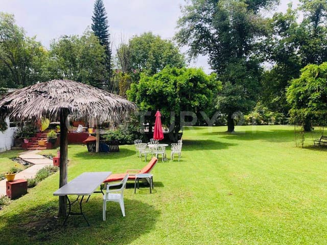 VENTA AMPLIO TERRENO EN EXCLUSIVO FRACCIONAMIENTO LAS CALANDRIAS, ATLIXCO,PUEBLA