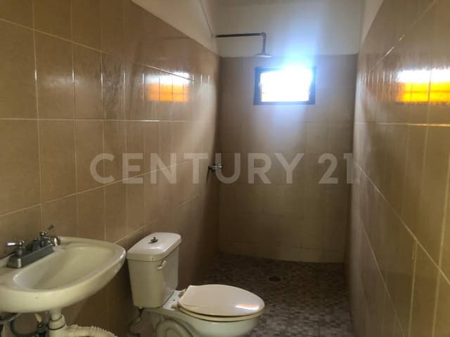 Casa en Venta en Calzada de la Armonía 480, Colonia Niños Héroes, Colima.