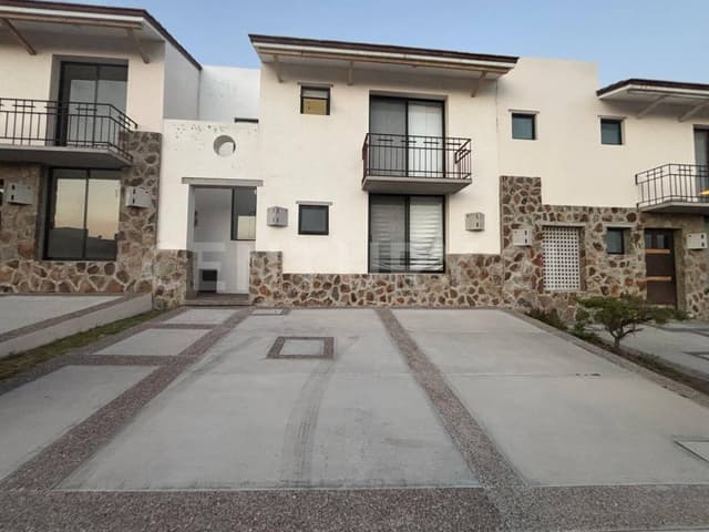 Casa en Renta en Torre de Piedra Zibatá