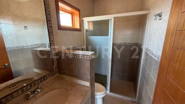 CASA EN VENTA RESIDENCIAL LAGUNAS DE MIRALTA