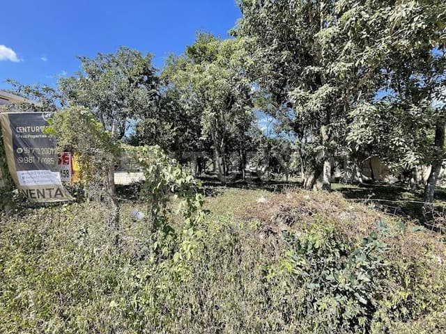 Lote comercial con 3 calles-frentes a 5 min de la playa y 1 de la Coba