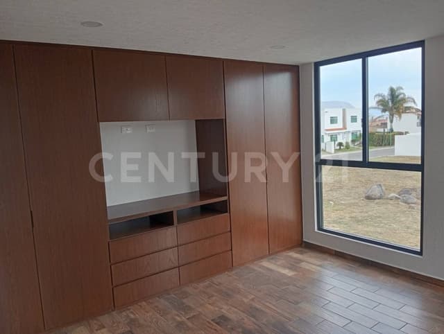 CASA EN VENTA 3 RECAMARAS EN ESQUINA EN FRACC.ENTREALAMEDAS,ATLIXCO CON ALBERCA