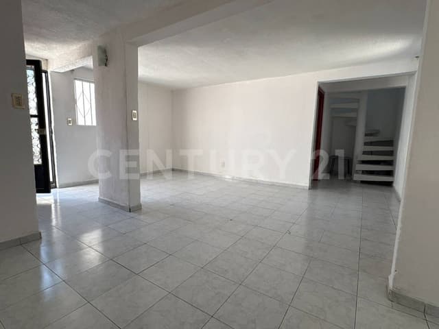 VENTA DE CASA CON LOCAL COMERCIAL EN RIO DE LUZ, ECATEPEC ESTADO DE MEXICO