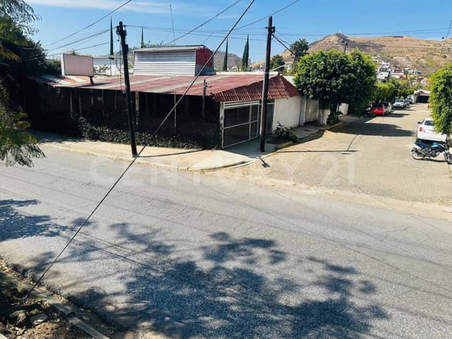 SE RENTA BODEGA EN SAN FELIPE DEL AGUA