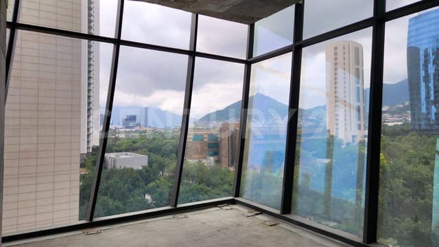 OFICINA EN RENTA SAN PEDRO GARZA GARCIA N.L.