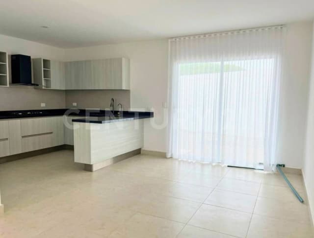 CASA EN RENTA EN CAMILA HILLS, MAZATLÁN, SINALOA.