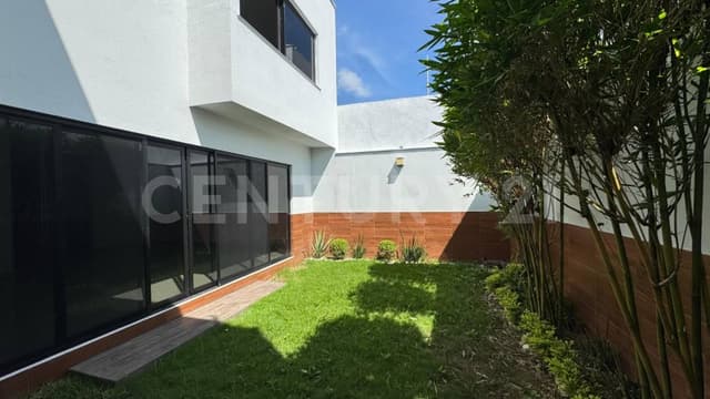 CASA EN RENTA, RESIDENCIAL PUERTA AZUL, ZONA COUNTRY VILLAHERMOSA, TABASCO