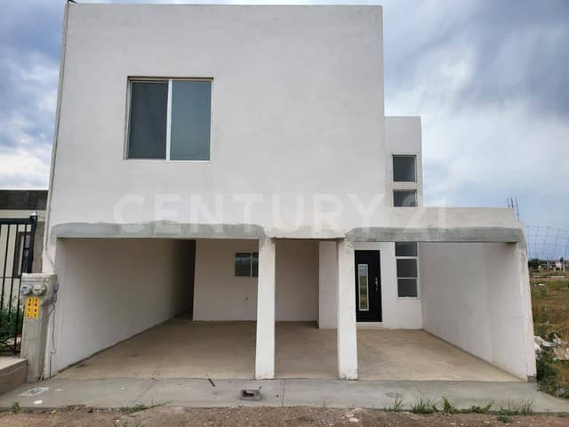 CASA EN VENTA FRACC. LAS FLORES C.P. 31513 EN CD. CUAUHTÉMOC, CHIHUAHUA.
