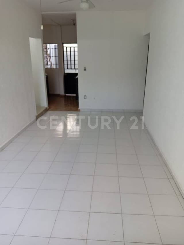 DEPARTAMENTO/OFICINA EN RENTA SOBRE AV LAS TORRES EN CANCUN