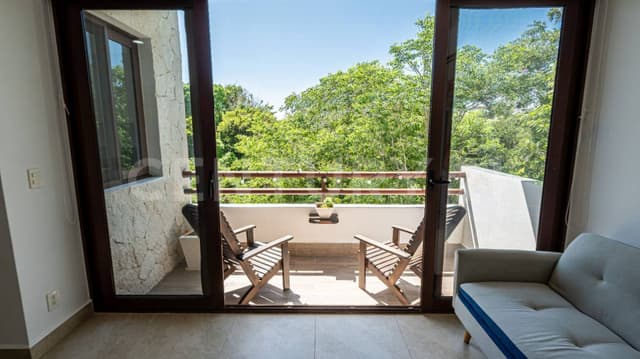 PENTHOUSE DE LUJO CON LOCK-OFF, ROOFTOP Y VISTA AL MAR – AKUMAL CHIC, SIRENIS