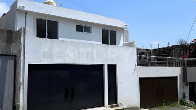 RENTA DE CASA NUEVA EN LOMAS DE TZOMPANTLE, CUERNAVACA
