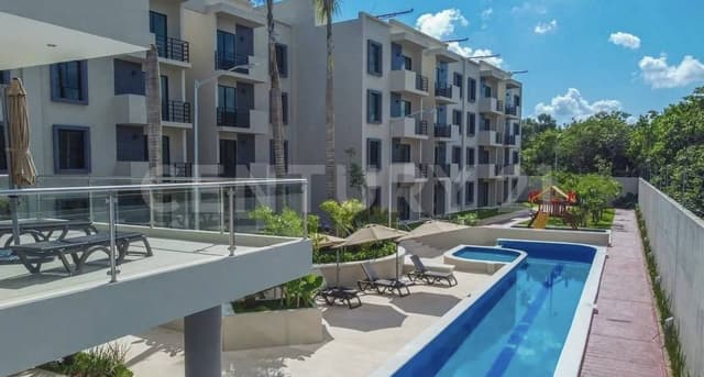 Venta departamento en Cancún, Residencial Astoria sobre Av.Huayacán AF0125