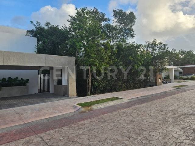 Terreno en Venta en Fraccionamiento Lagos del Sol