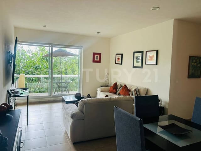 Excelente departamento amueblado en Quinta del Bosque