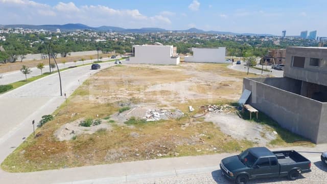 EN VENTA TERRENO CUMBRES DEL LAGO JURIQUILLA QUERÉTARO DE 253.83m2