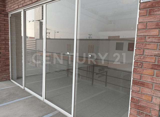 Local Comercial en renta dentro de Plaza Totoltepec Local 26