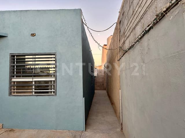 - EN VENTA CASA EN FRACC. SAN CRISTOBAL CD. CUAUHTEMOC, CHIH